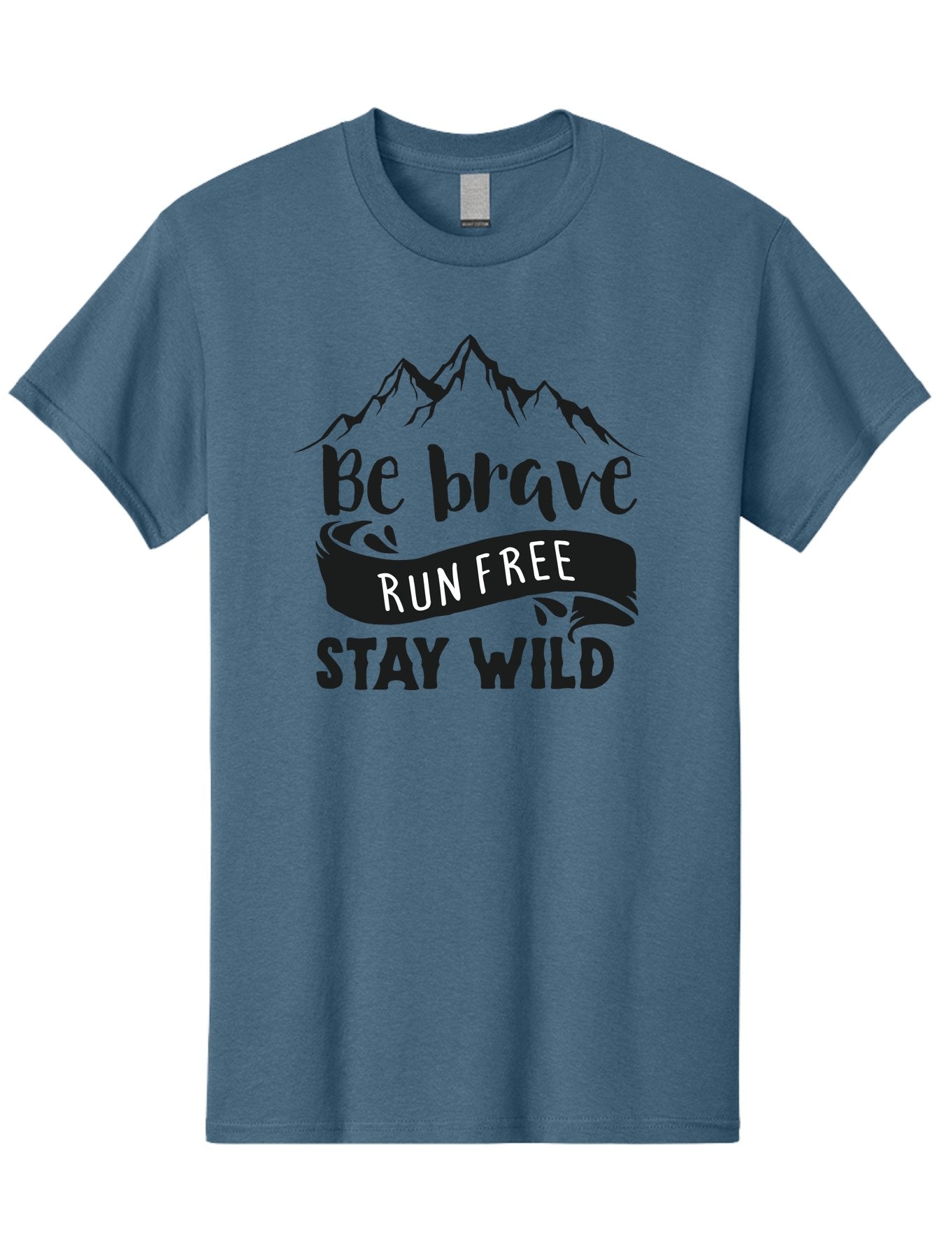 Be-Brave-Run-Free-Stay-Wild Men'S Graphic Tee, 100% Cotton, Comfortable Casual Summer Wear, Machine Washable, Inspirational Quote, Motivational Words, Bold Typography, Mountain Landscape, Running Free, Staying Wild, Brave Spirit, Freedom, Aac494 5