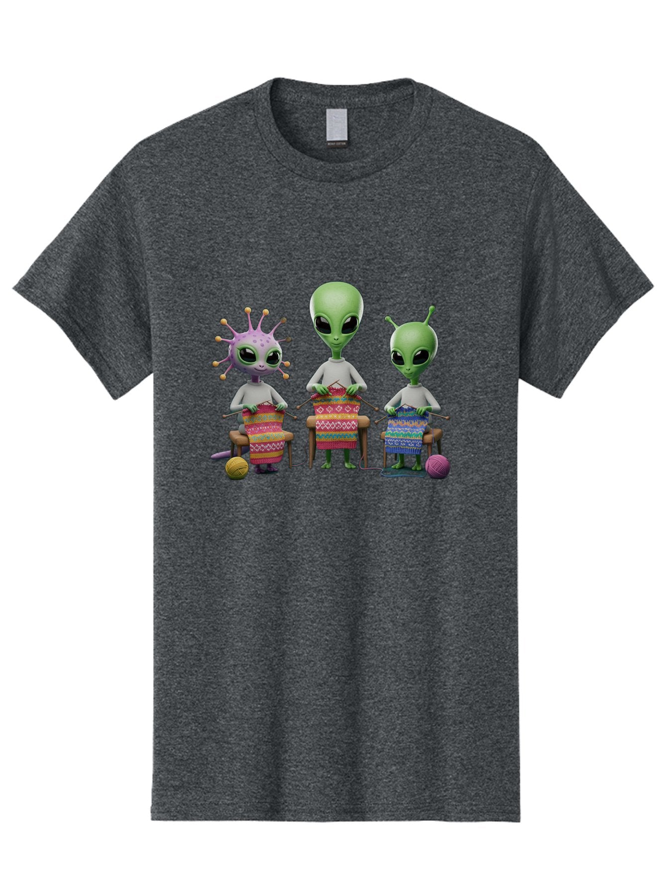 Aliens-Knitting Men'S Graphic Tee, 100% Cotton, Comfortable Casual Summer Wear, Machine Washable, Cartoon Aliens, Knitting Patterns, Colorful Yarn, Creative Creatures, Extraterrestrial Hobby, Playful Illustration, Knitting Needles, Bab638 11