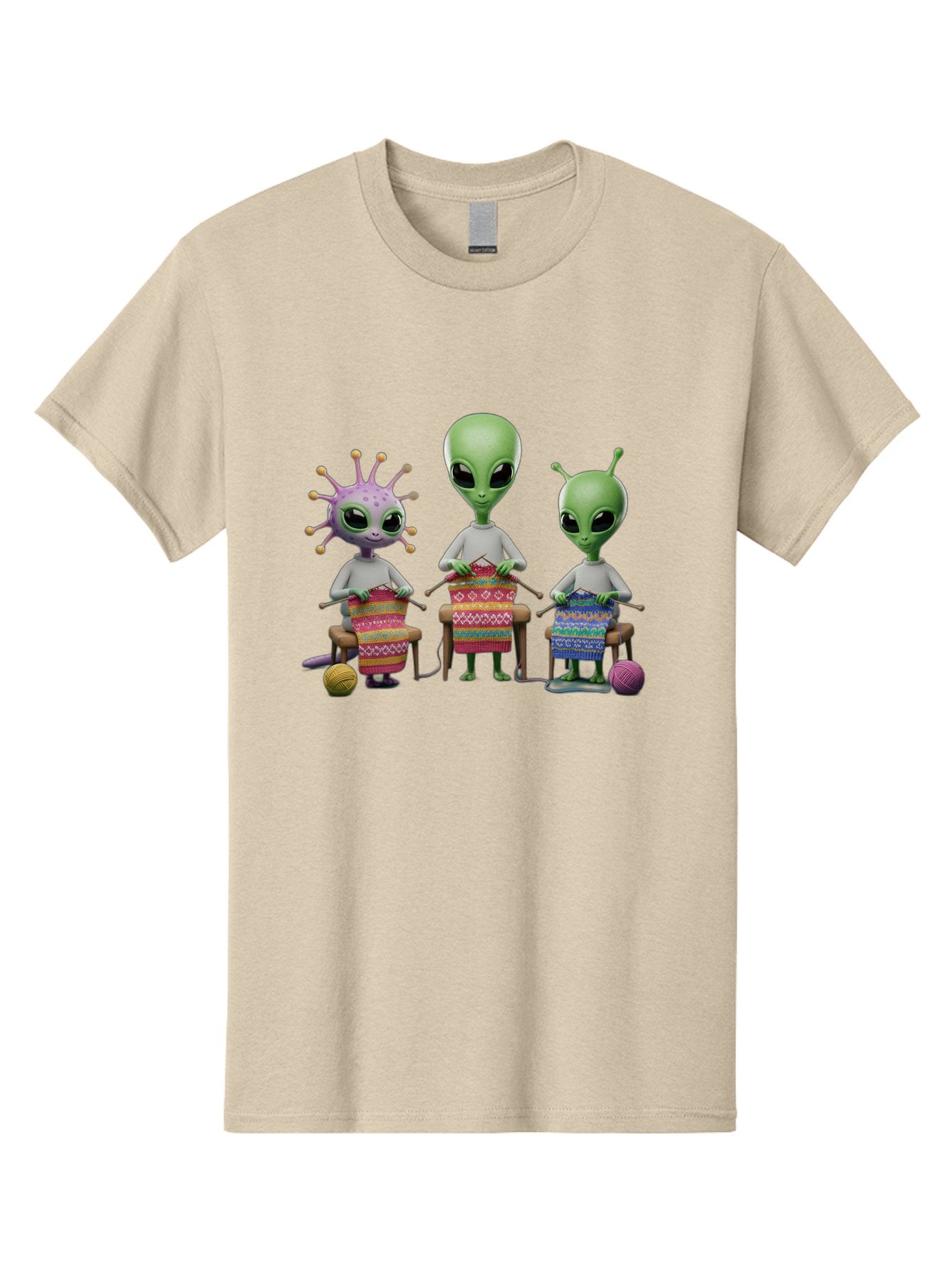 Aliens-Knitting Men'S Graphic Tee, 100% Cotton, Comfortable Casual Summer Wear, Machine Washable, Cartoon Aliens, Knitting Patterns, Colorful Yarn, Creative Creatures, Extraterrestrial Hobby, Playful Illustration, Knitting Needles, Bab638 12