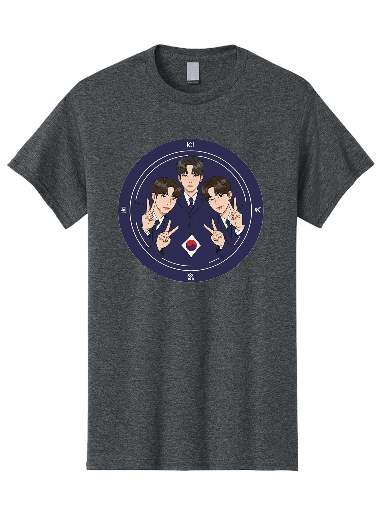 K-Pop-Idol-Trio Men'S Graphic Tee, 100% Cotton, Comfortable Casual Summer Wear, Machine Washable, K-Pop Group, Three Members, Blue Suits, Korean Flag, Peace Signs, K-Pop Fashion, Korean Pop Culture, Group Portrait, Stylish Hairstyles, Bac101 3