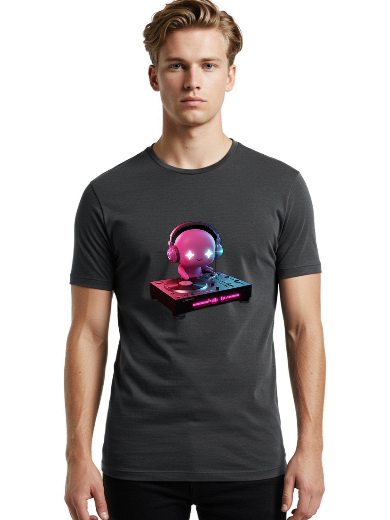 Pink-Alien-Dj Men'S Graphic Tee, 100% Cotton, Comfortable Casual Summer Wear, Machine Washable, Character Djing, Pink Headphones, Sparkling Eyes, Vinyl Record, Music Production, Electronic Dance Music, Dj Controller, Vibrant Scene, Bad421 19