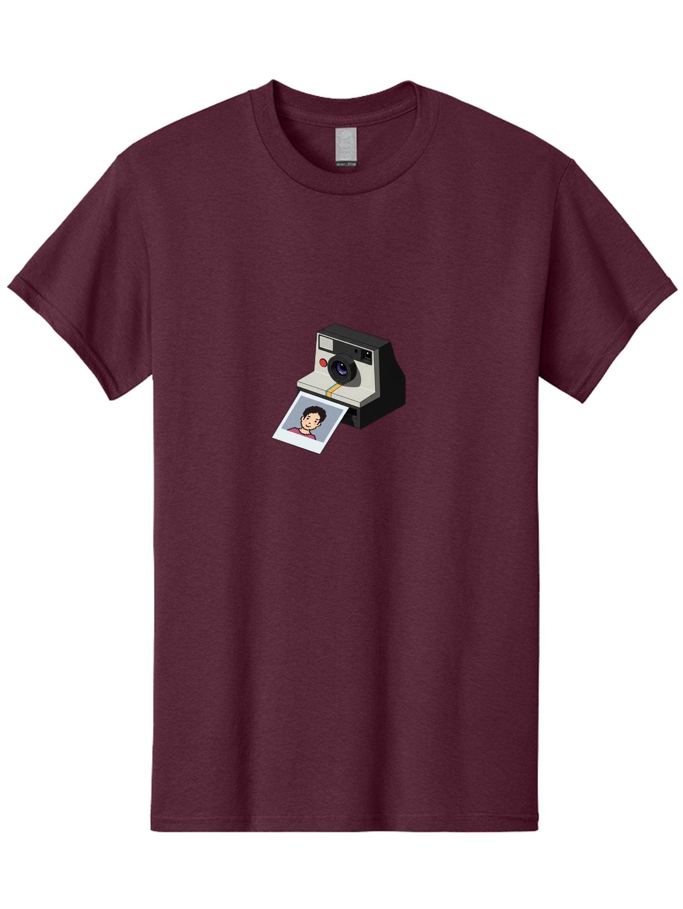Polaroid-Camera-4 Men'S Graphic Tee, 100% Cotton, Comfortable Casual Summer Wear, Machine Washable, Polaroid Camera, Instant Photography, Retro Camera, Printed Photo, Smiling Man, Nostalgic Feel, Casual Portrait, Vintage Style Bae684