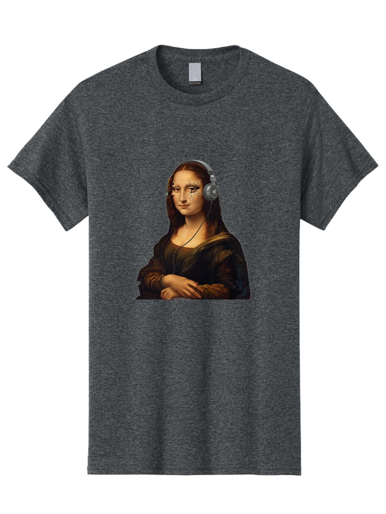 Mona-Lisa-Headphones-2 Men'S Graphic Tee, 100% Cotton, Comfortable Casual Summer Wear, Machine Washable, Vintage Camera, Old Camera, Antique Camera, Black Camera, Classic Photography, Photography Equipment, Nostalgic Device, Film Camera, Bam902 3