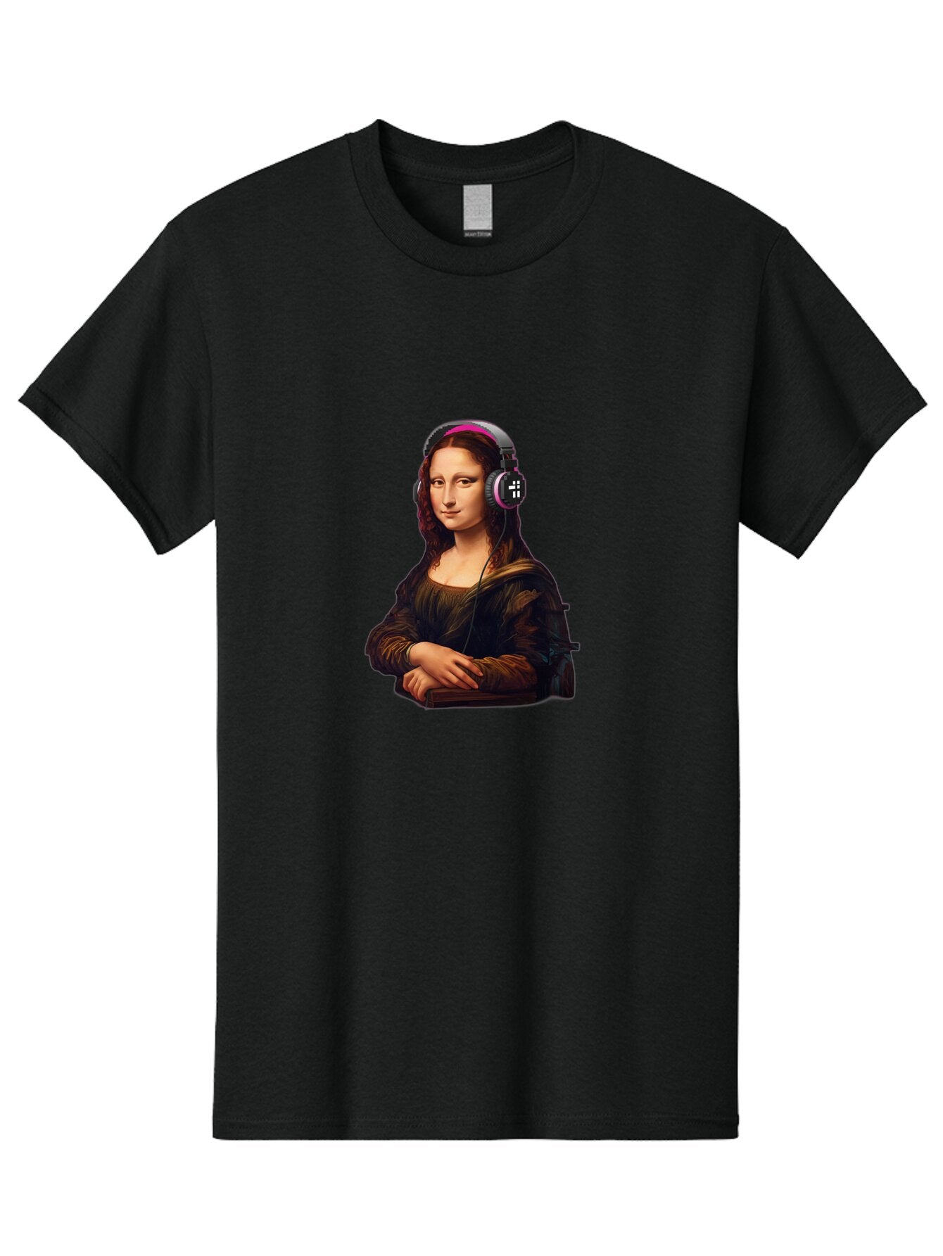 Mona-Lisa-With-Headphones-2 Men'S Graphic Tee, 100% Cotton, Comfortable Casual Summer Wear, Machine Washable, Vintage Camera, Old Camera, Antique Camera, Black Camera, Classic Photography, Photography Equipment, Nostalgic Device, Film Camera, Bam908
