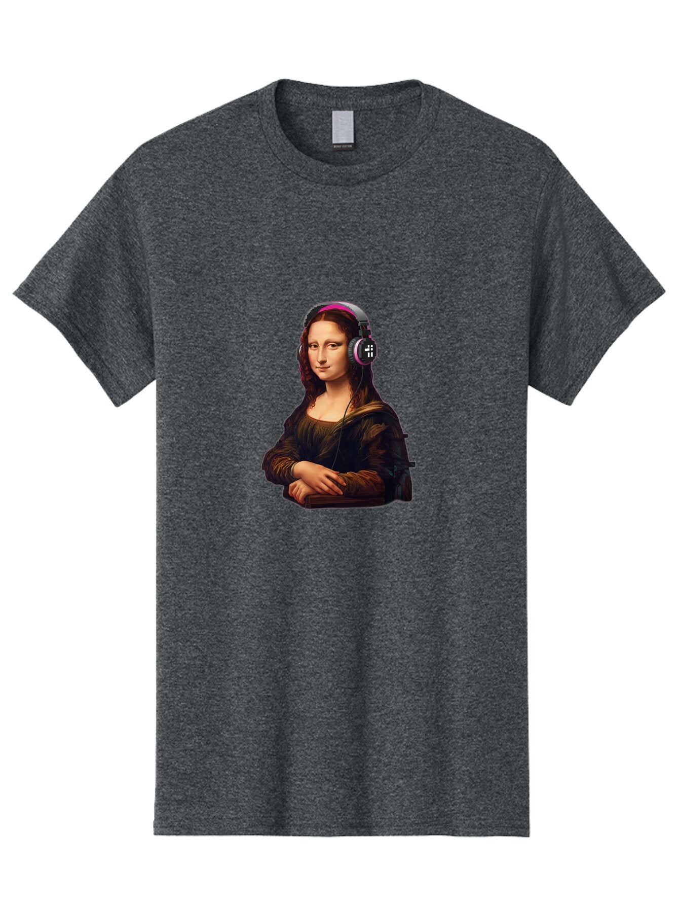 Mona-Lisa-With-Headphones-2 Men'S Graphic Tee, 100% Cotton, Comfortable Casual Summer Wear, Machine Washable, Vintage Camera, Old Camera, Antique Camera, Black Camera, Classic Photography, Photography Equipment, Nostalgic Device, Film Camera, Bam908 10