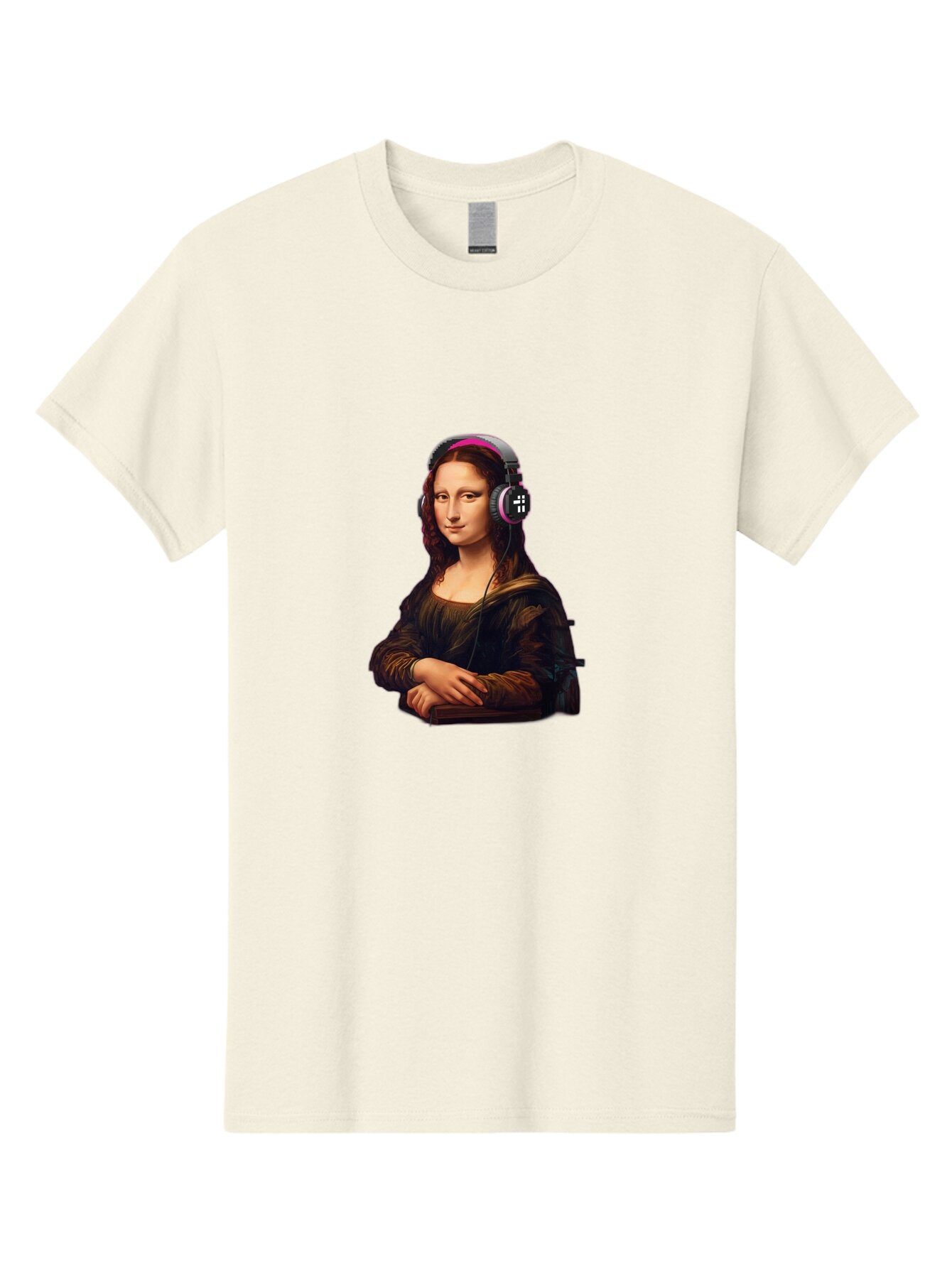Mona-Lisa-With-Headphones-2 Men'S Graphic Tee, 100% Cotton, Comfortable Casual Summer Wear, Machine Washable, Vintage Camera, Old Camera, Antique Camera, Black Camera, Classic Photography, Photography Equipment, Nostalgic Device, Film Camera, Bam908 7