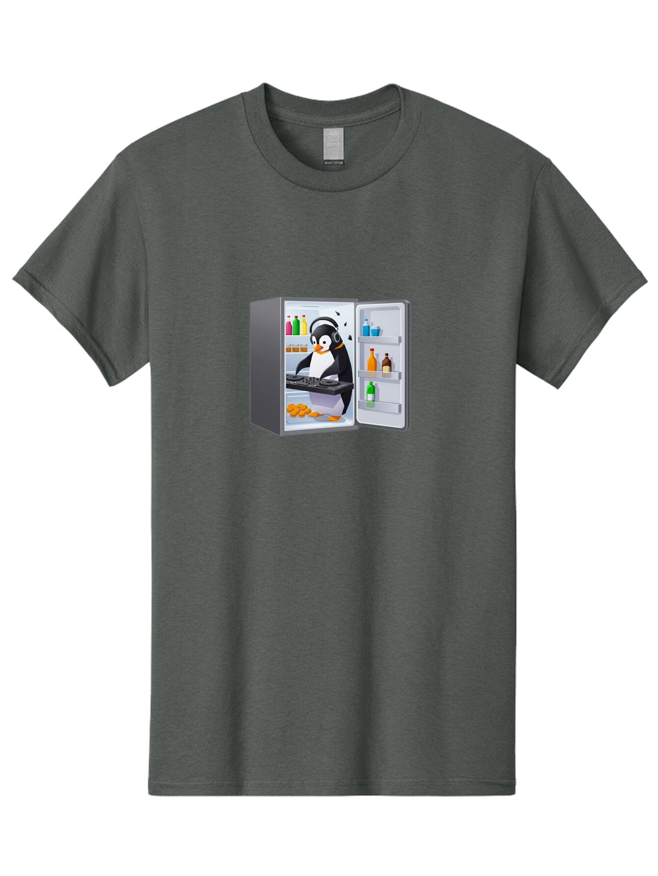 Penguin-Djing-In-Fridge Men'S Graphic Tee, 100% Cotton, Comfortable Casual Summer Wear, Machine Washable, Vintage Camera, Old Camera, Antique Camera, Black Camera, Classic Photography, Photography Equipment, Nostalgic Device, Film Camera, Ban069 3