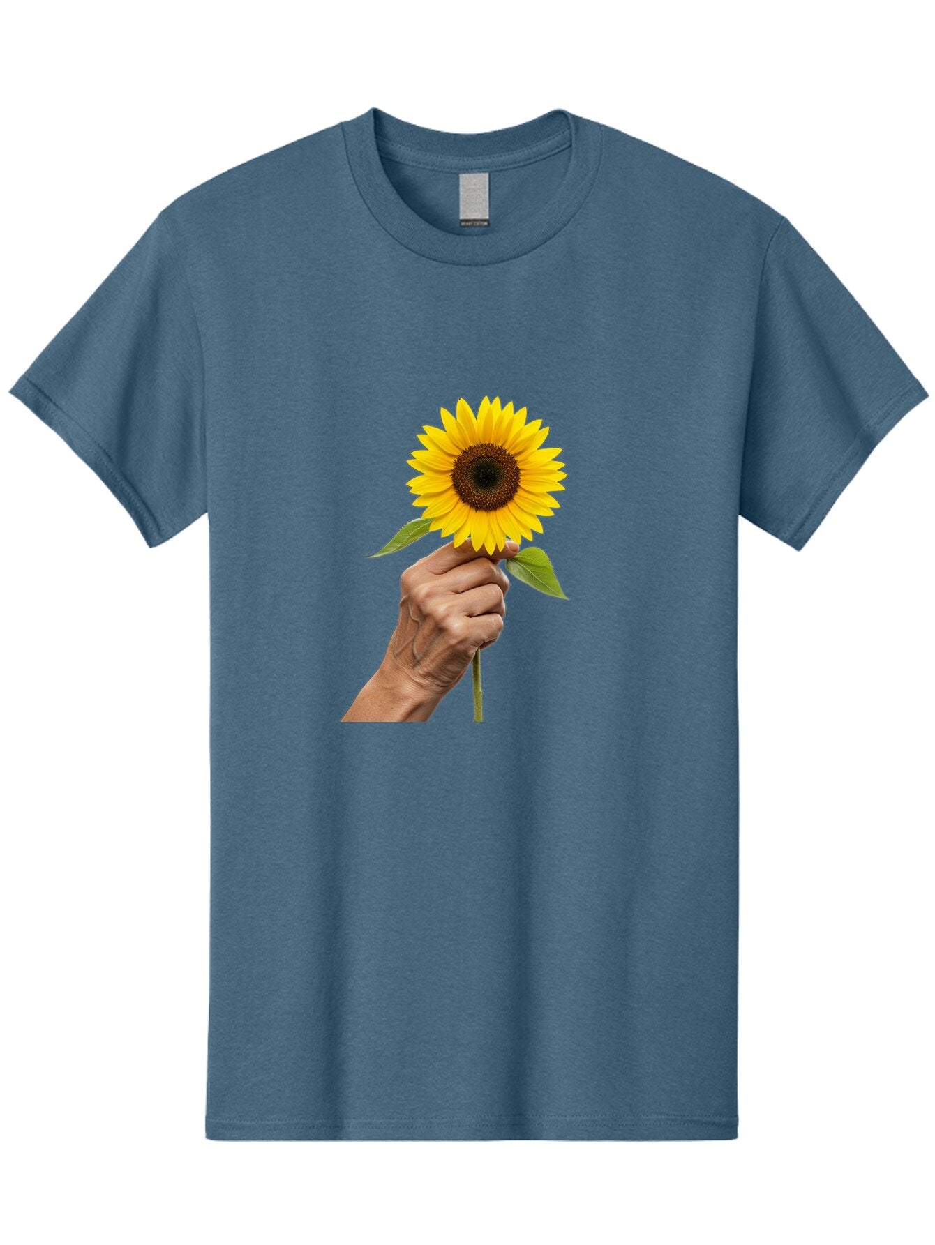 Hand-Holding-Sunflower Men'S Graphic Tee, 100% Cotton, Comfortable Casual Summer Wear, Machine Washable, Vintage Camera, Old Camera, Antique Camera, Black Camera, Classic Photography, Photography Equipment, Nostalgic Device, Film Camera, Bao511