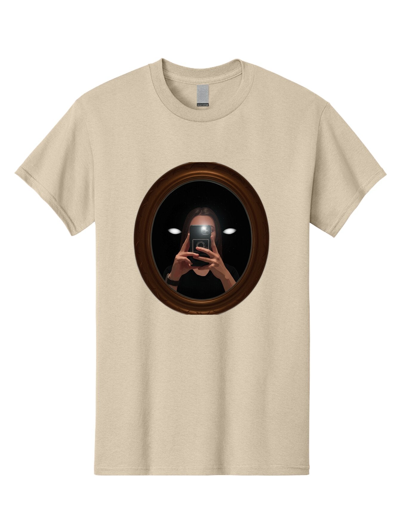 Woman-Taking-Selfie-In-Oval-Mirror Men'S Graphic Tee, 100% Cotton, Comfortable Casual Summer Wear, Machine Washable, Vintage Camera, Old Camera, Antique Camera, Black Camera, Classic Photography, Photography Equipment, Nostalgic Device, Bap015 5