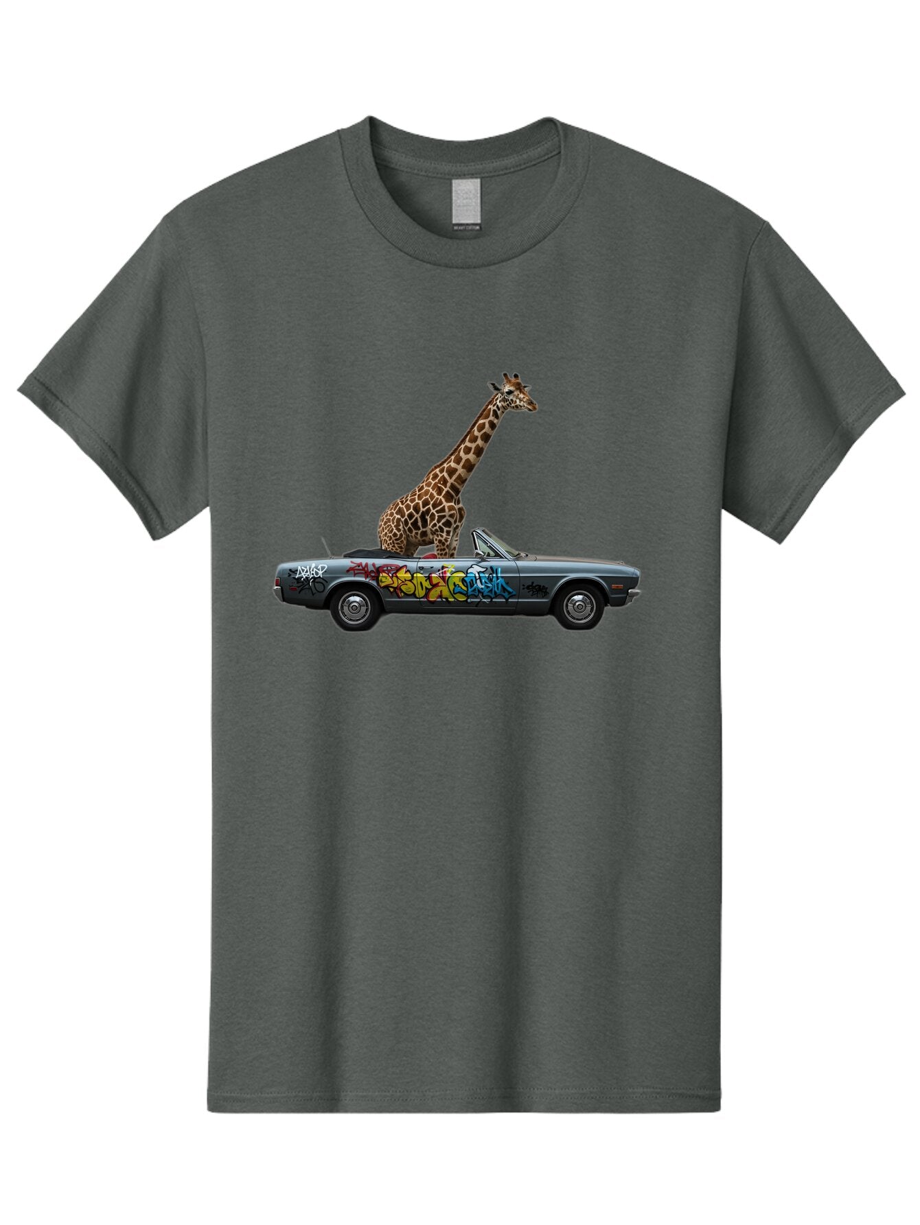 Giraffe-In-Convertible-3 Men'S Graphic Tee, 100% Cotton, Comfortable Casual Summer Wear, Machine Washable, Vintage Camera, Old Camera, Antique Camera, Black Camera, Classic Photography, Photography Equipment, Nostalgic Device, Film Camera, Baq898 2
