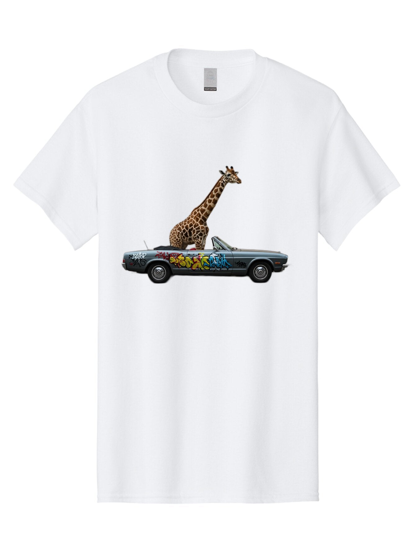 Giraffe-In-Convertible-3 Men'S Graphic Tee, 100% Cotton, Comfortable Casual Summer Wear, Machine Washable, Vintage Camera, Old Camera, Antique Camera, Black Camera, Classic Photography, Photography Equipment, Nostalgic Device, Film Camera, Baq898 7