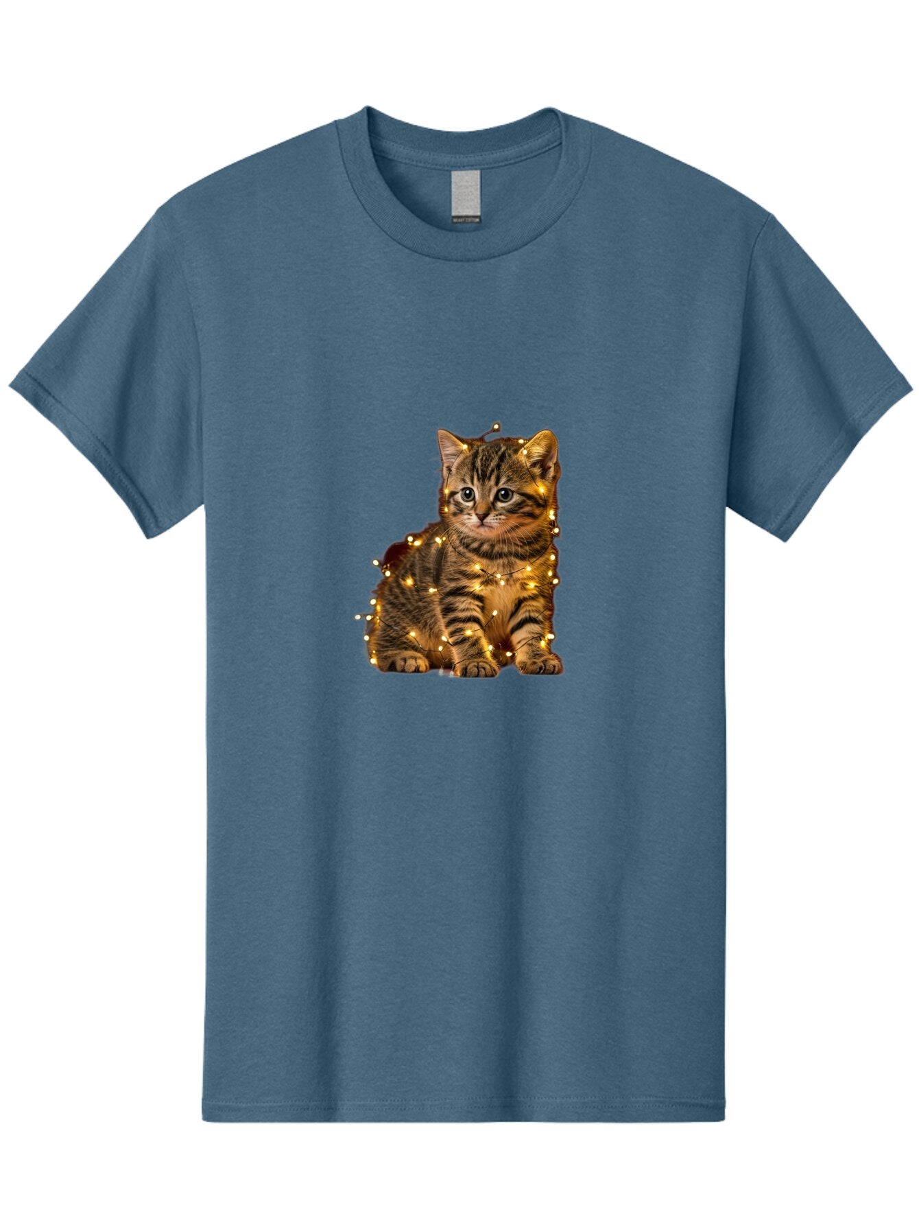 Kitten-With-Christmas-Lights Men'S Graphic Tee, 100% Cotton, Comfortable Casual Summer Wear, Machine Washable, Vintage Camera, Old Camera, Antique Camera, Black Camera, Classic Photography, Photography Equipment, Nostalgic Device, Film Camera, Bar028 4