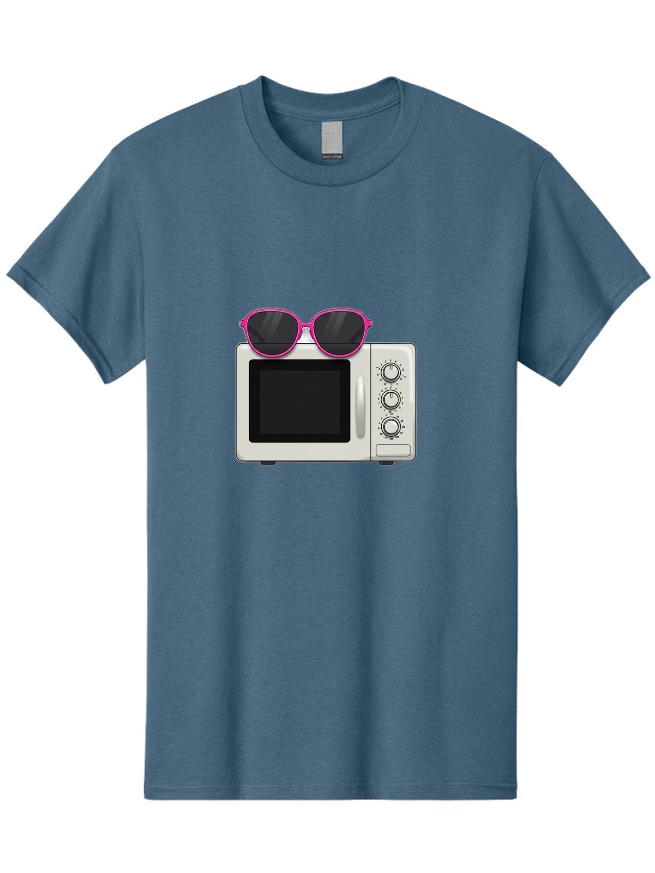 Microwave-With-Sunglasses Men'S Graphic Tee, 100% Cotton, Comfortable Casual Summer Wear, Machine Washable, Vintage Camera, Old Camera, Antique Camera, Black Camera, Classic Photography, Photography Equipment, Nostalgic Device, Film Camera, Bar162 4
